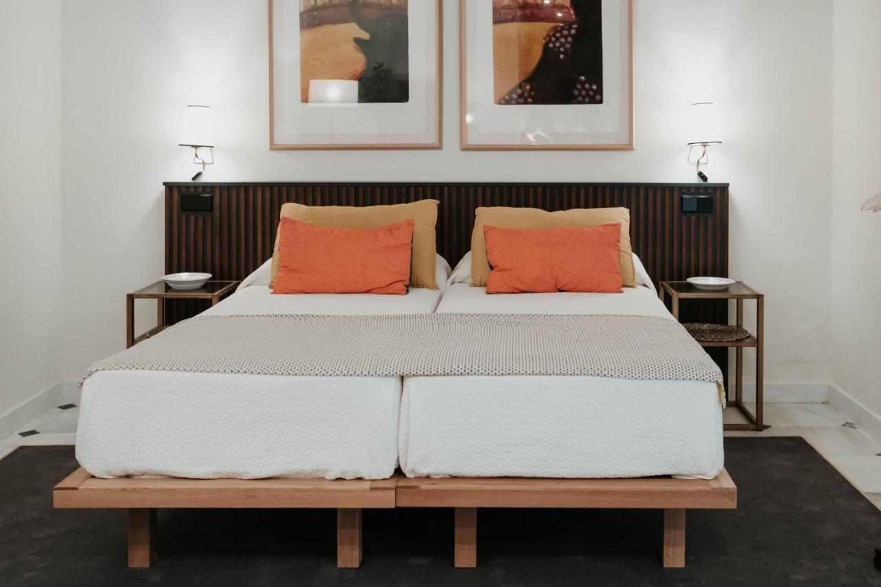 Mdd4 Health Experience Hotel - Adults Only Севилья Экстерьер фото