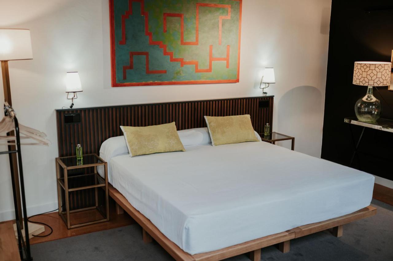Mdd4 Health Experience Hotel - Adults Only Севилья Экстерьер фото